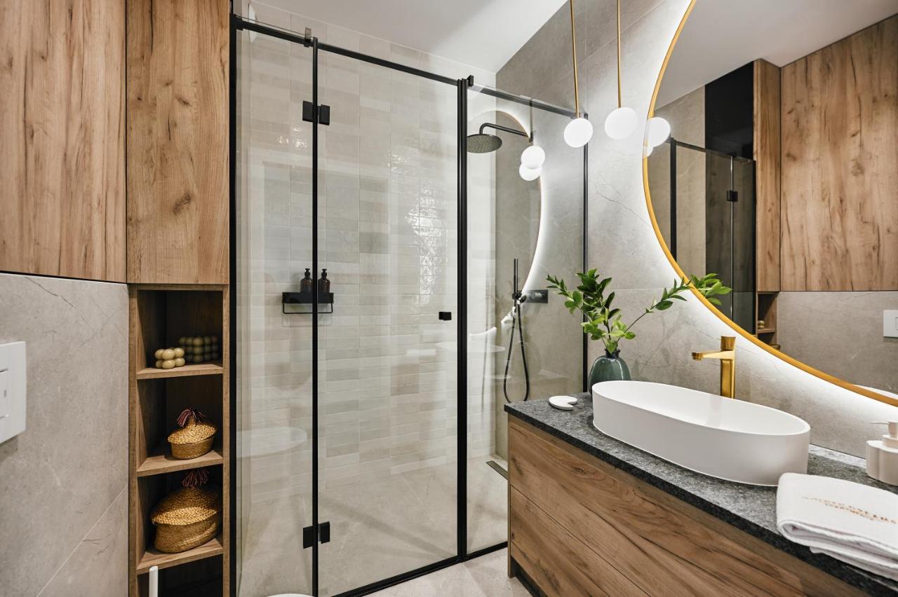 Golden Dreams Luxury Apartment 81 Krakow Dış mekan fotoğraf